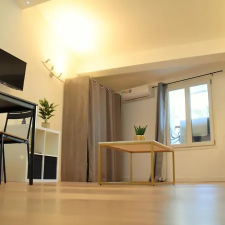Grand Studio-mezzanine-centre *